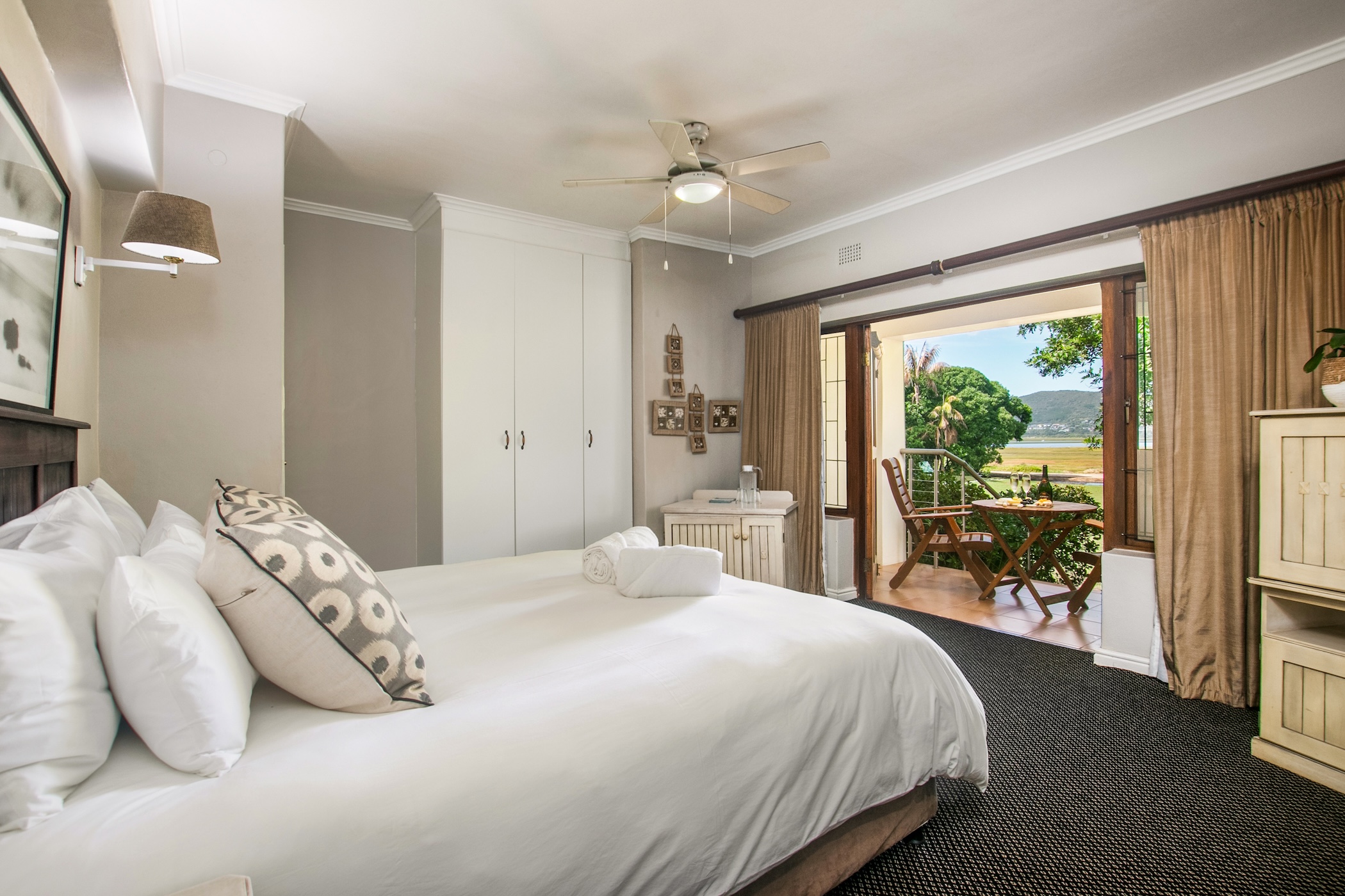 Lagoon-view room at Waterfront Lodge